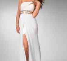 Бялата рокля в гръцки стил