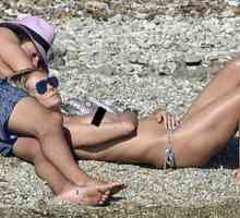 Хайди Клум се забавляват с един млад любовник на плажа топлес