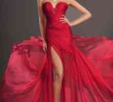 Червената вечерна рокля