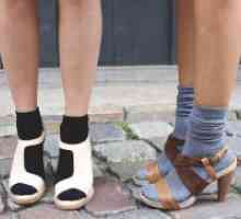 Чорапи със сандали
