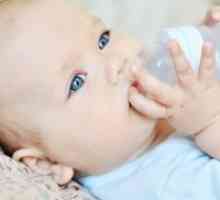 Трябва ли да се даде вода на новороденото?