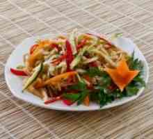 Калмари салата със зеленчуци