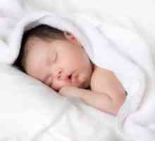 Колко трябва дете да спи след 2 месеца?