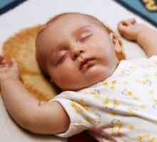 Колко спи дете на 3 месеца?