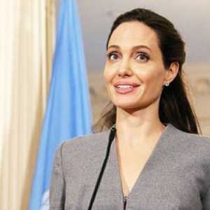 Анджелина Джоли произнесе реч за бежанци в Държавния департамент на САЩ