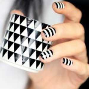 Черно-бели дизайн на ноктите