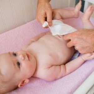 Колко често да се промени пелени новородено?