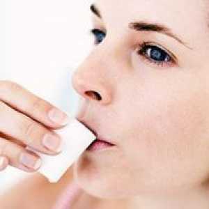 Както хлорхексидин изплакнете устата си?