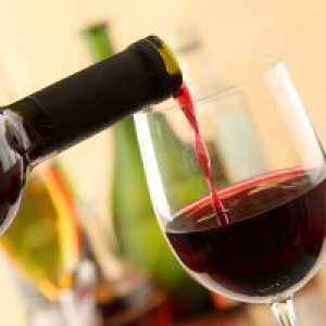 Червено вино - ползи и вреди