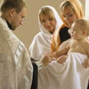 Кръщене на бебето - което трябва да знаете на кръста?