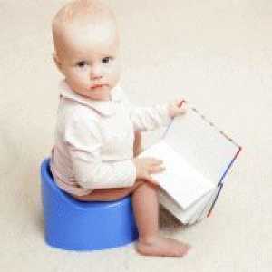 Пенливи столове в бебе