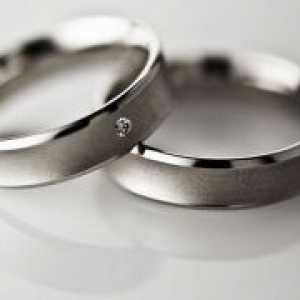Platinum венчален пръстен
