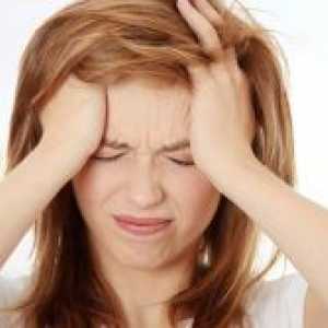 Защо имате главоболие преди менструация?