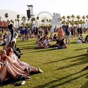 Риана, Леонардо ди Каприо, Тейлър Суифт и много други присъстваха на фестивала Coachella