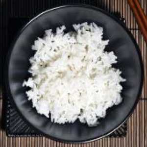 Ориз за рулата в multivarka