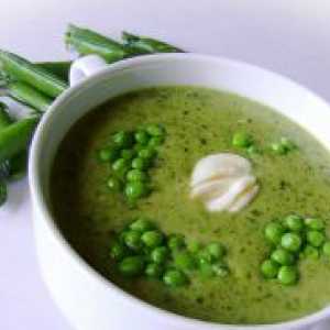 Супа от замразени зелен грах
