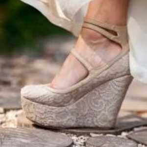 Сватбени обувки с дебела подметка